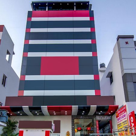 Oyo 5362 Hotel Spar Grand Вішакхапатнам Екстер'єр фото